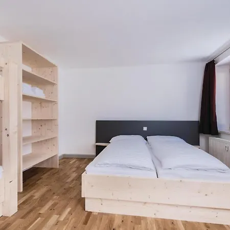 Eight-bedroom Holiday In Eisenerz