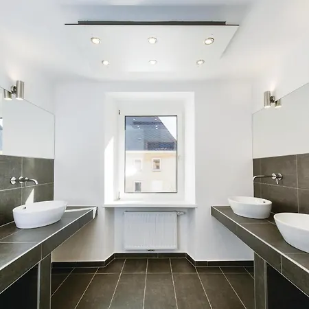 Eight-bedroom Holiday In *